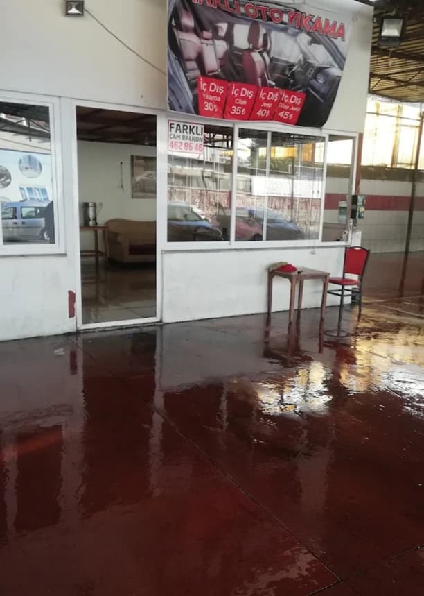 FARKLI CAR DETAILING OTO YIKAMA - BAYRAKLI / İZMİR