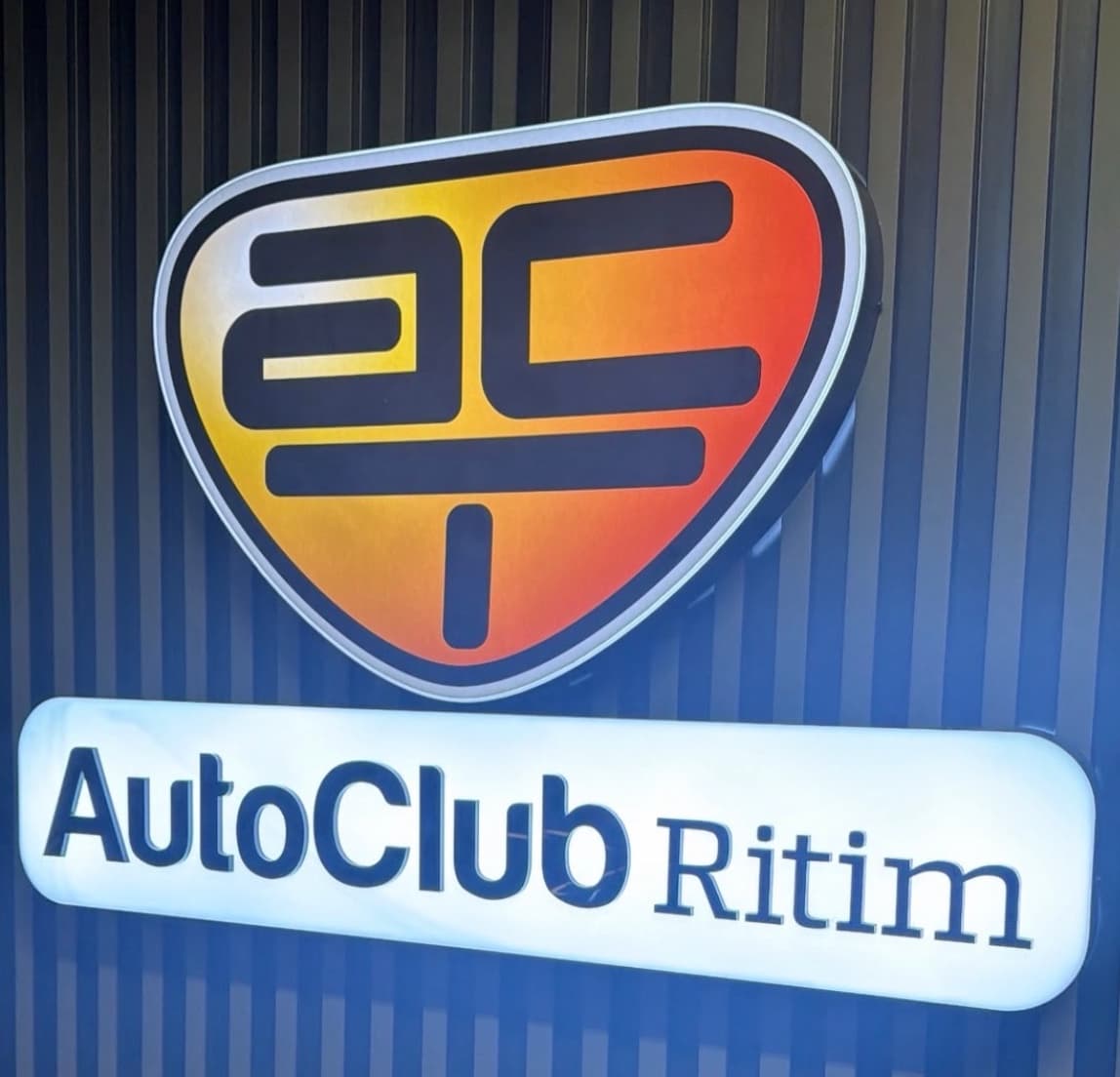 AUTOCLUB RİTİM OTO YIKAMA - MALTEPE / İSTANBUL